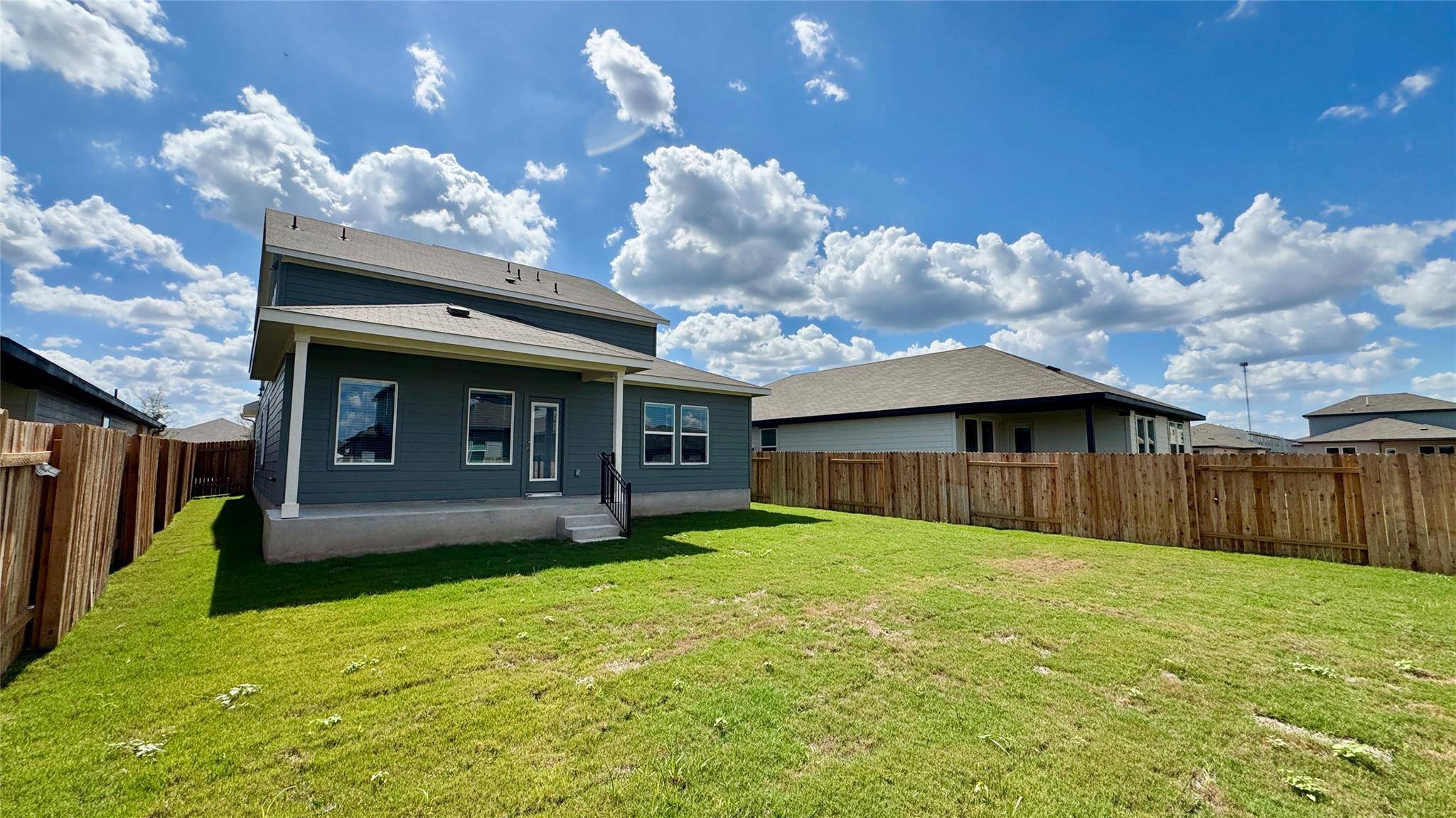 115 Fossil DR, Kyle, TX 78640