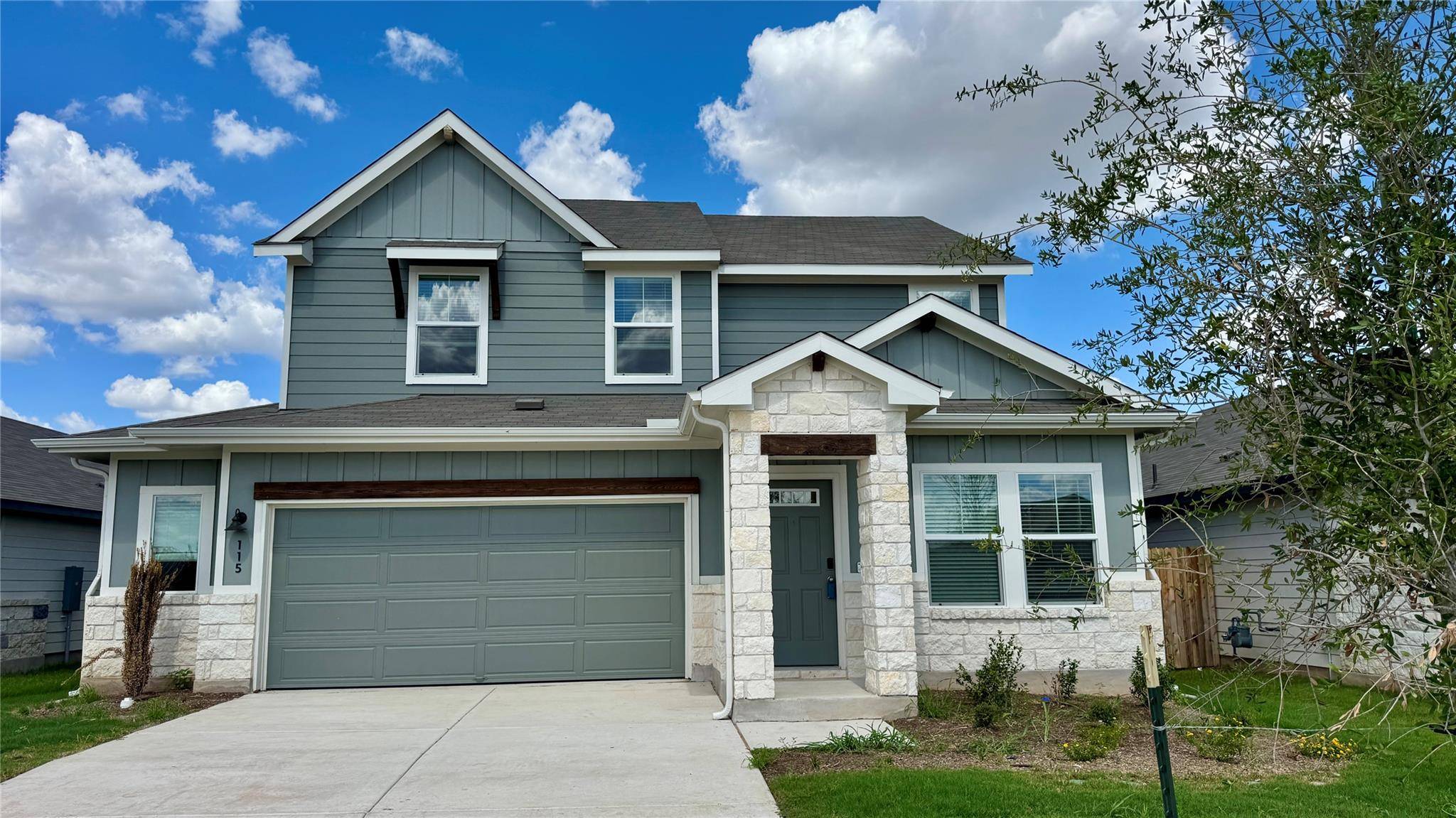 115 Fossil DR, Kyle, TX 78640