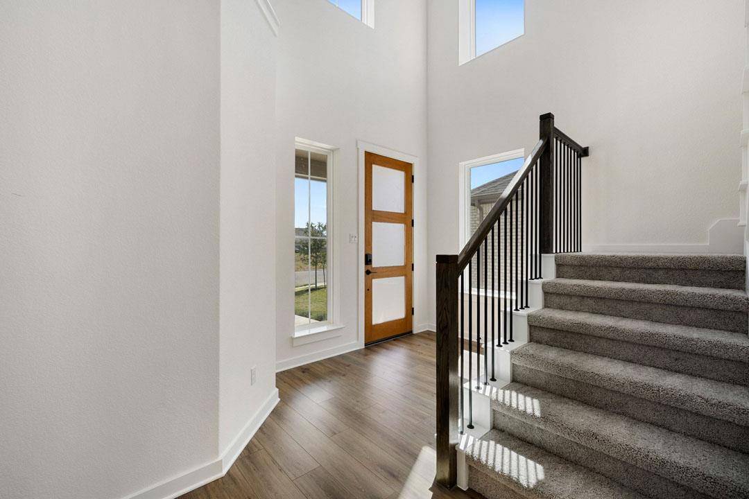 264 Bloomington Loop, Hutto, TX 78634