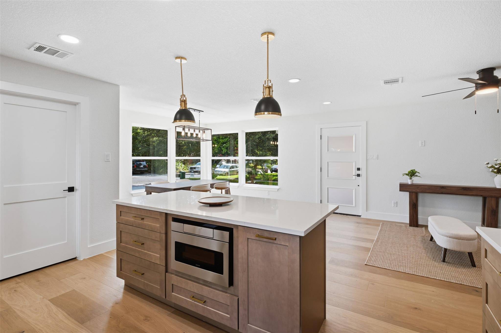 1603 Suffolk DR, Austin, TX 78723