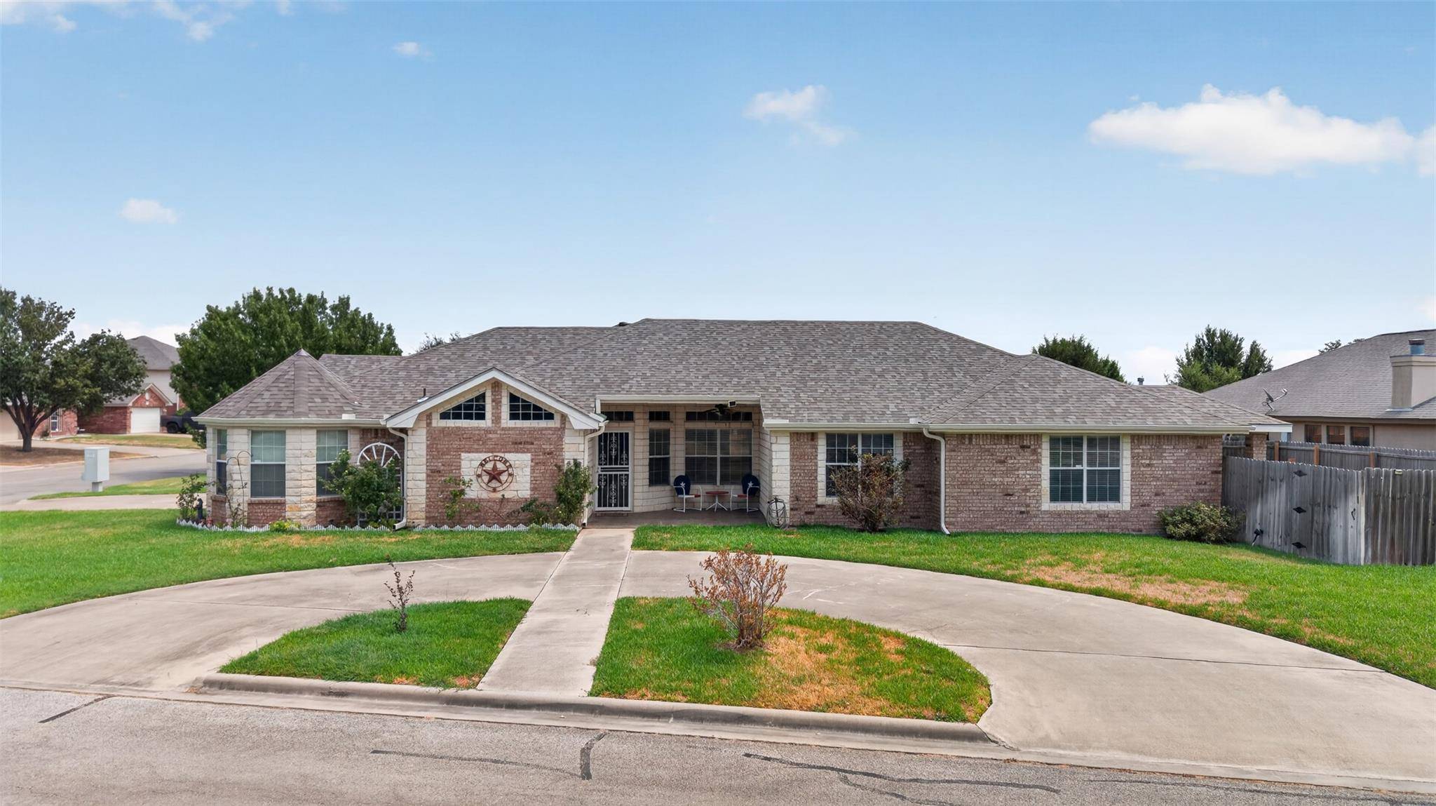 3000 Phoenix DR, Killeen, TX 76543