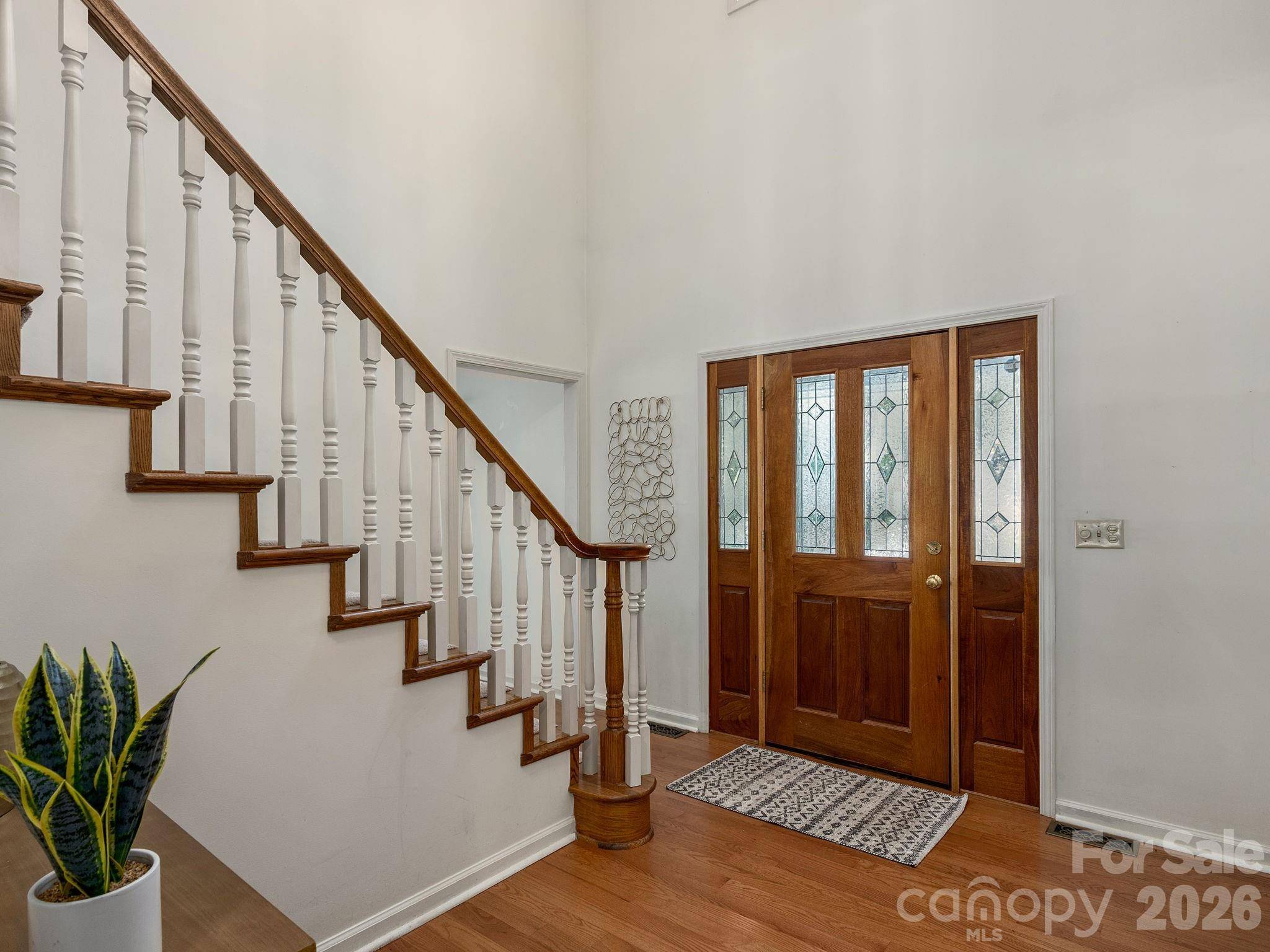 30 S Oaks CIR, Asheville, NC 28806