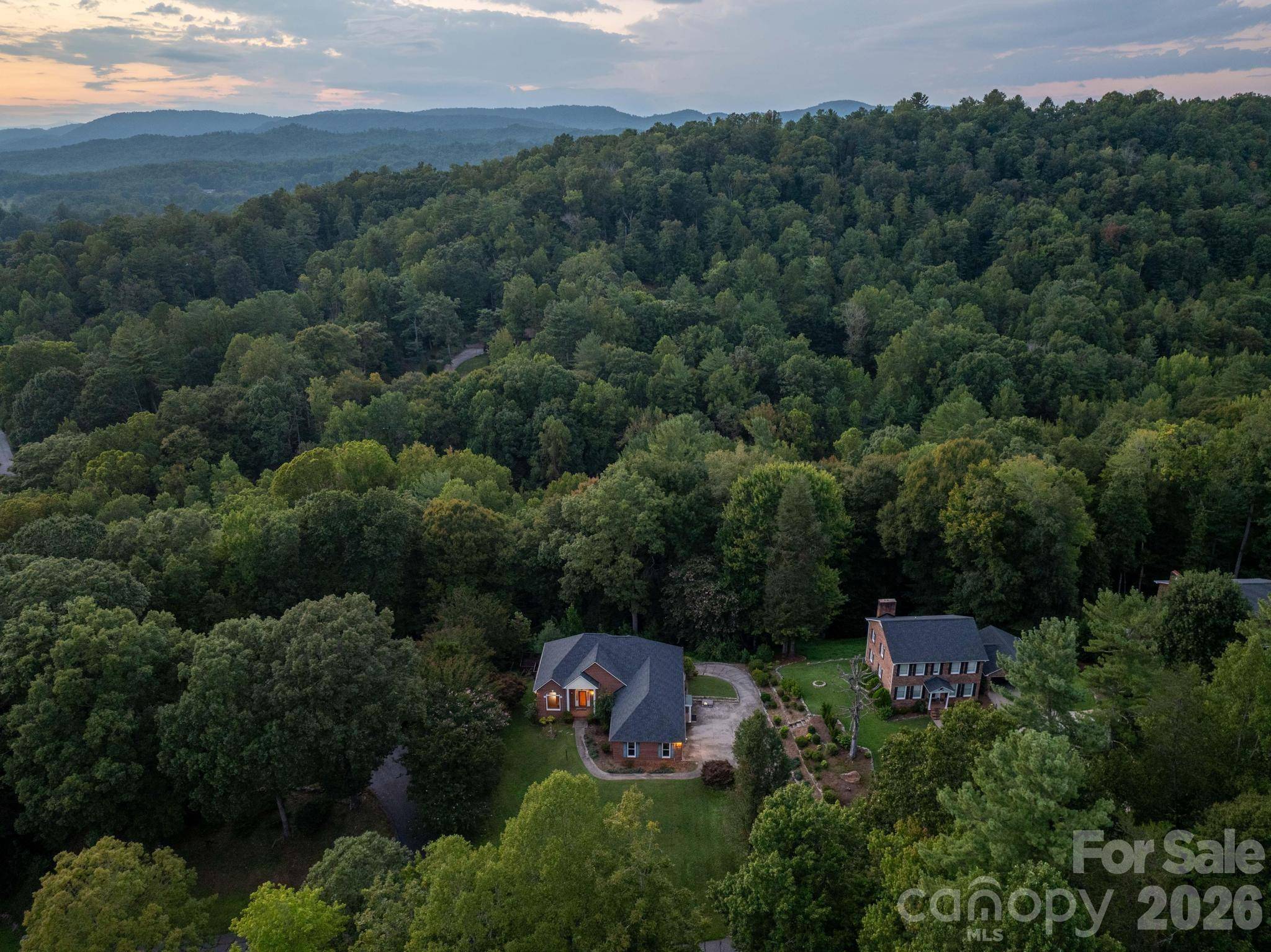 3212 Champion LN, Lenoir, NC 28645