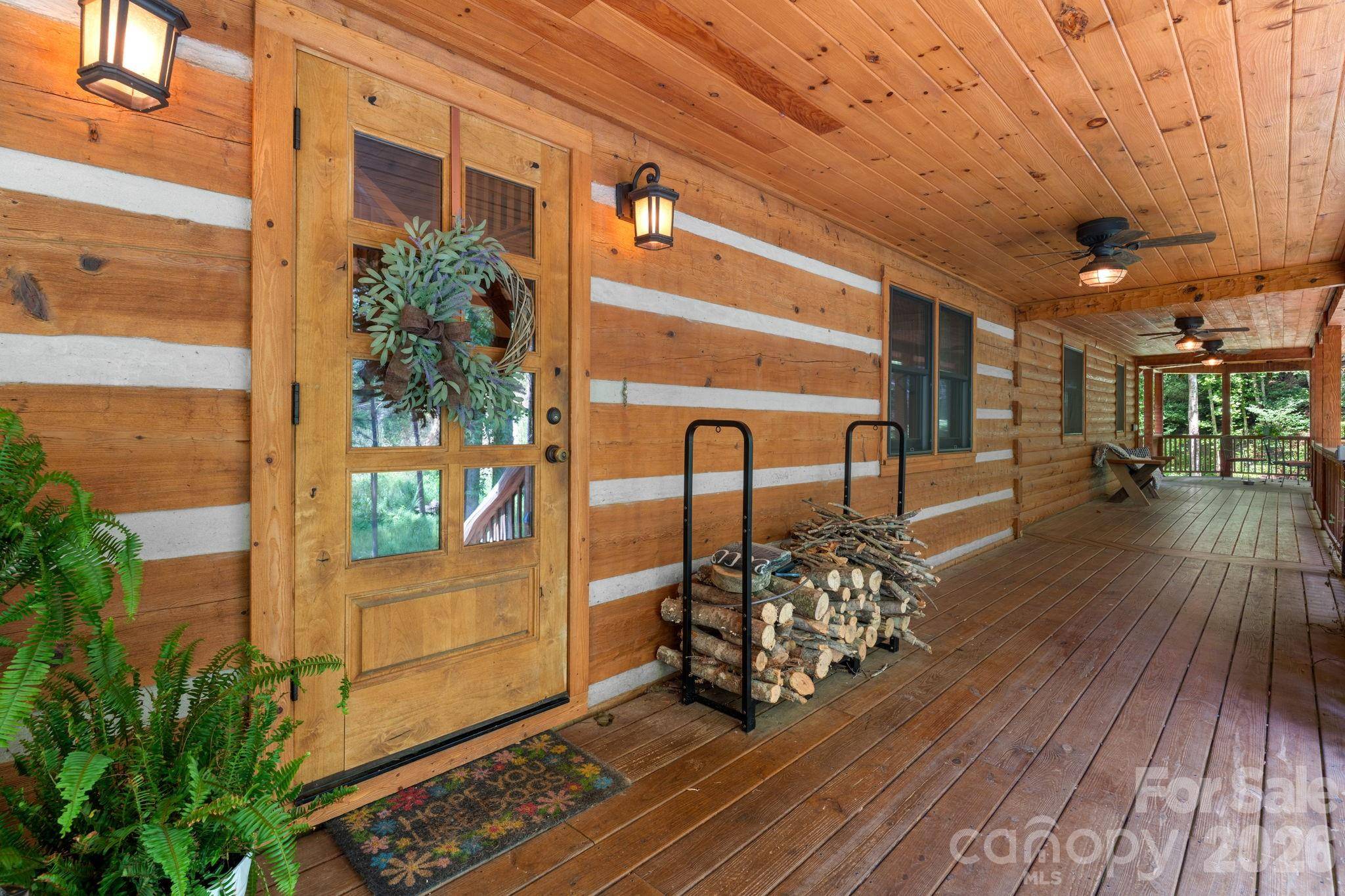 982 Jakes Mountain RD, Deep Gap, NC 28618