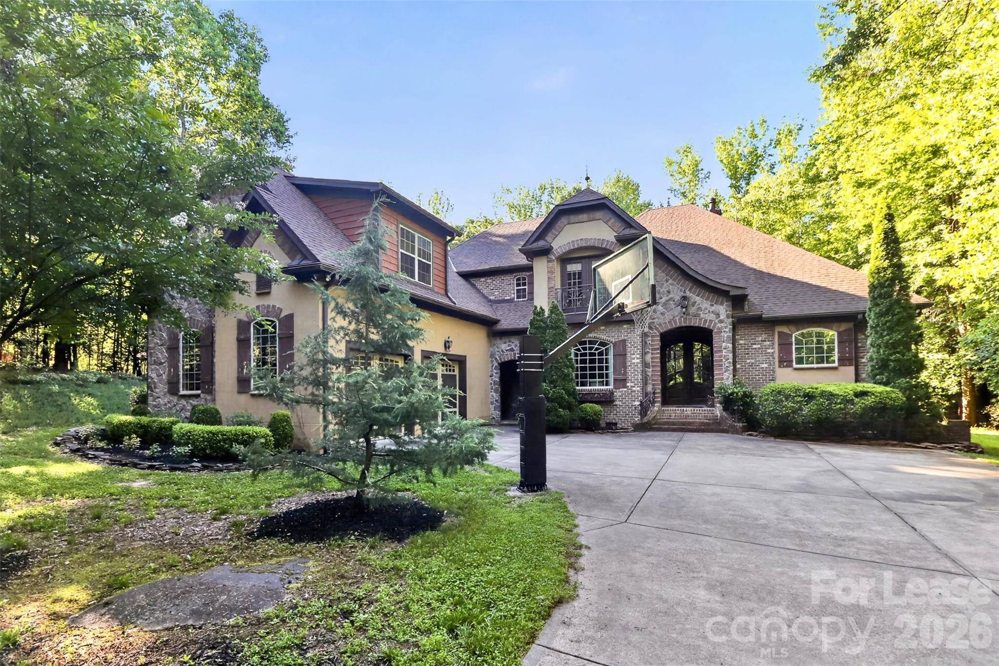 6031 Greystone DR, Matthews, NC 28104