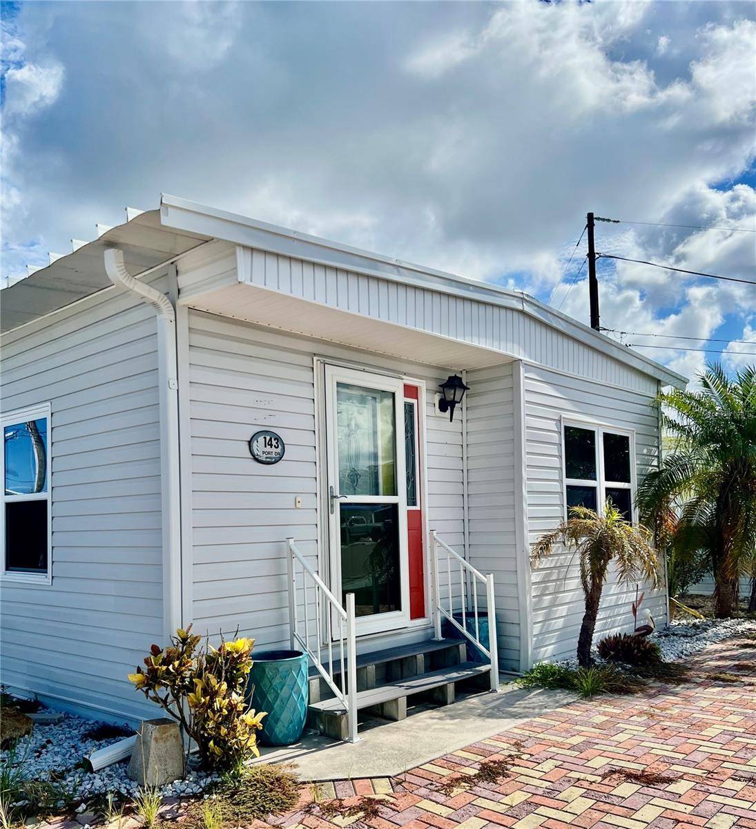 143 S PORT DR, Venice, FL 34285