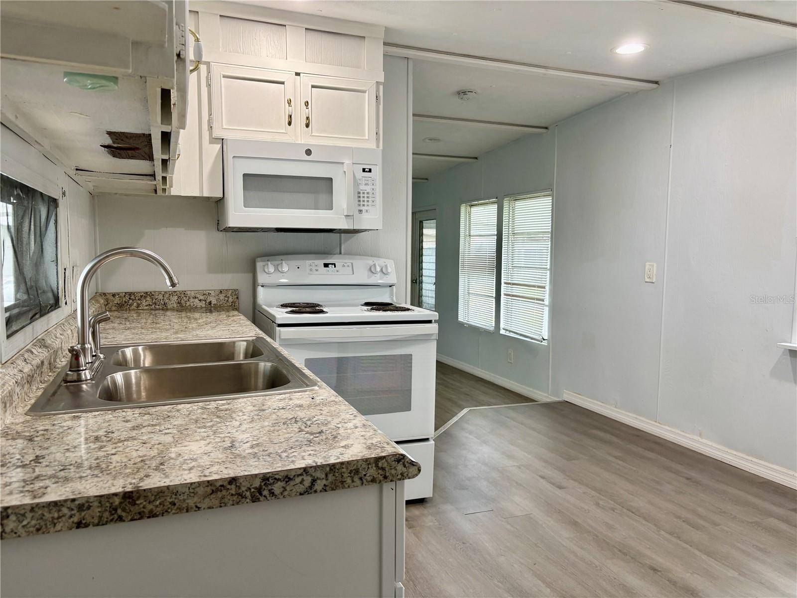 5316 53RD AVE E #C21, Bradenton, FL 34203