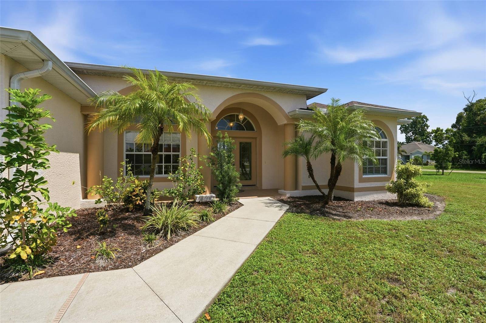 2262 RIO DE JANEIRO AVE, Punta Gorda, FL 33983