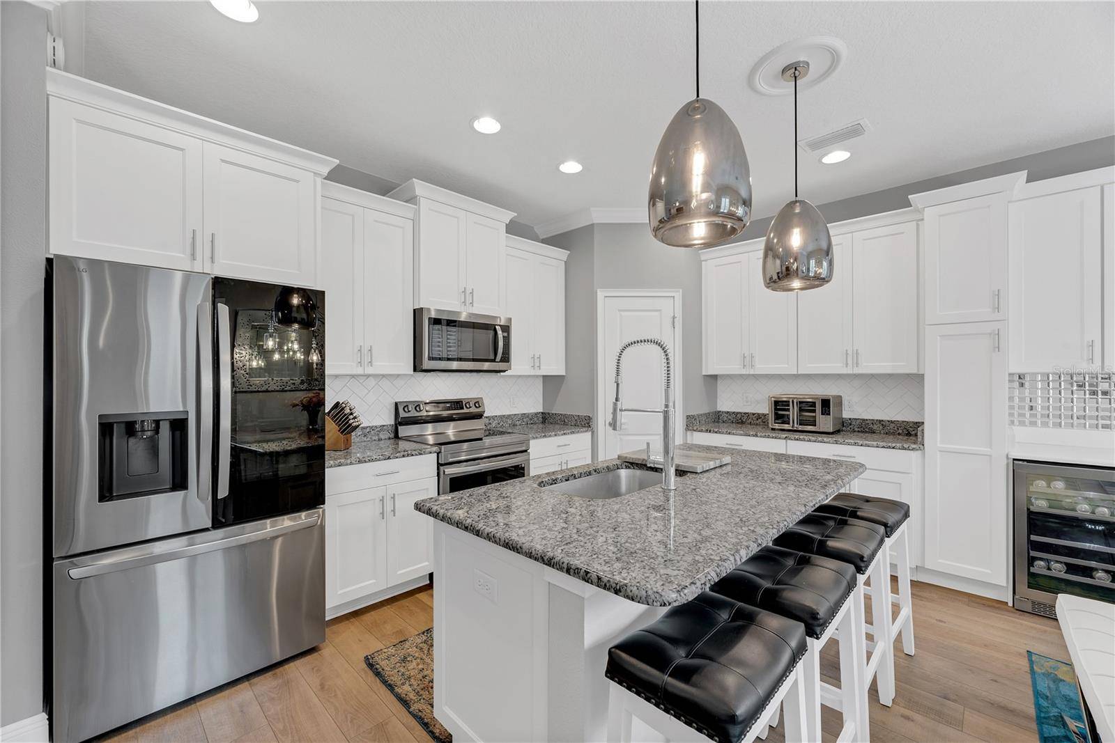 3030 W VAN BUREN DR, Tampa, FL 33611