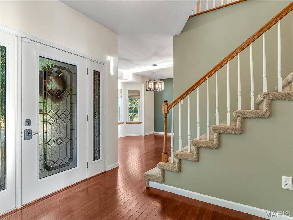 991 Prestonwood DR, Edwardsville, IL 62025