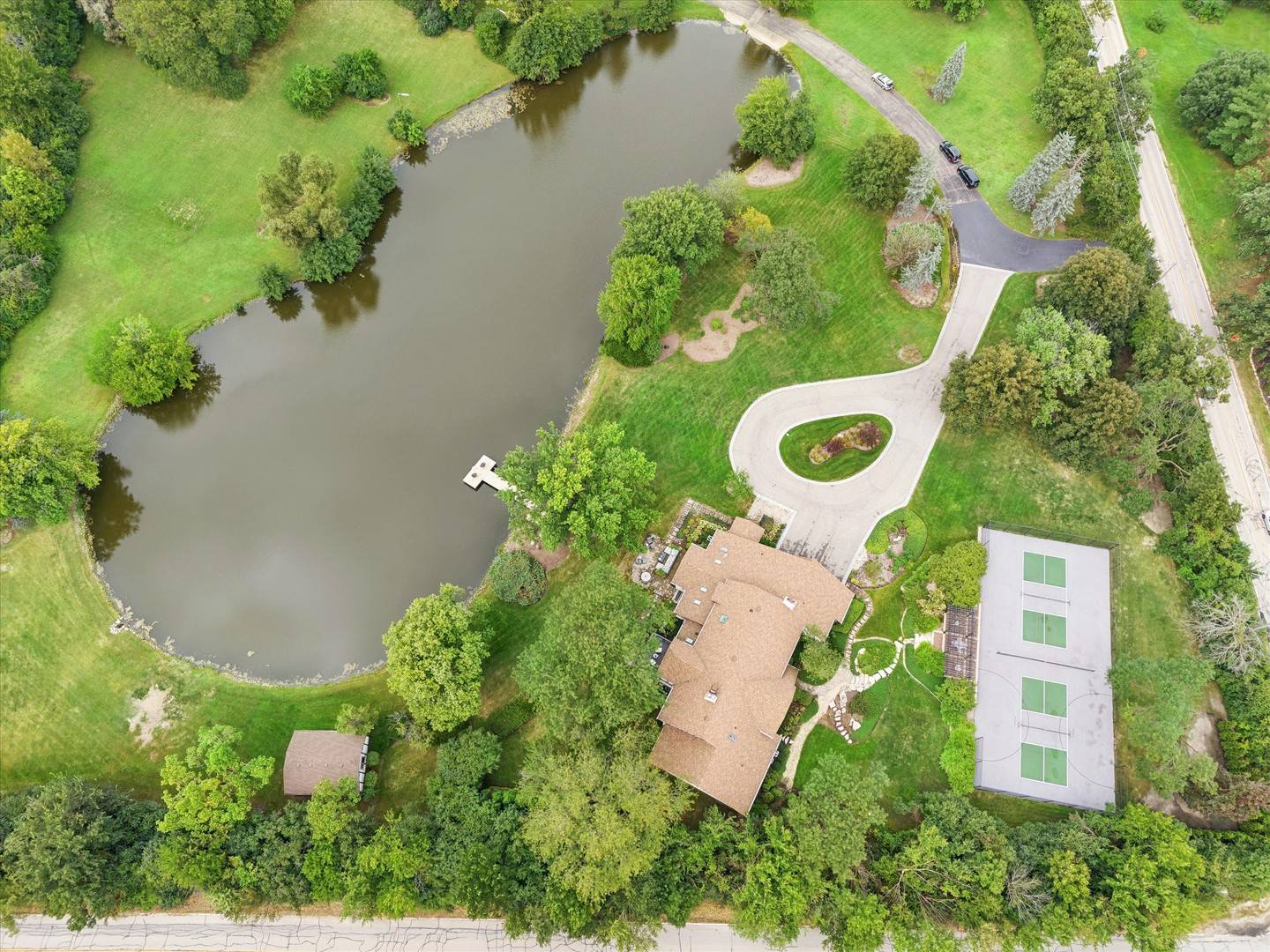 10S370 Madison ST, Burr Ridge, IL 60527