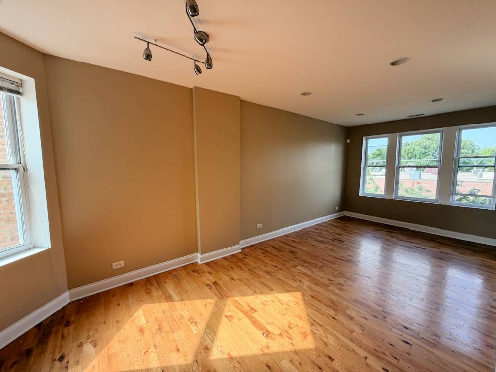 4551 N Pulaski RD #3S, Chicago, IL 60630