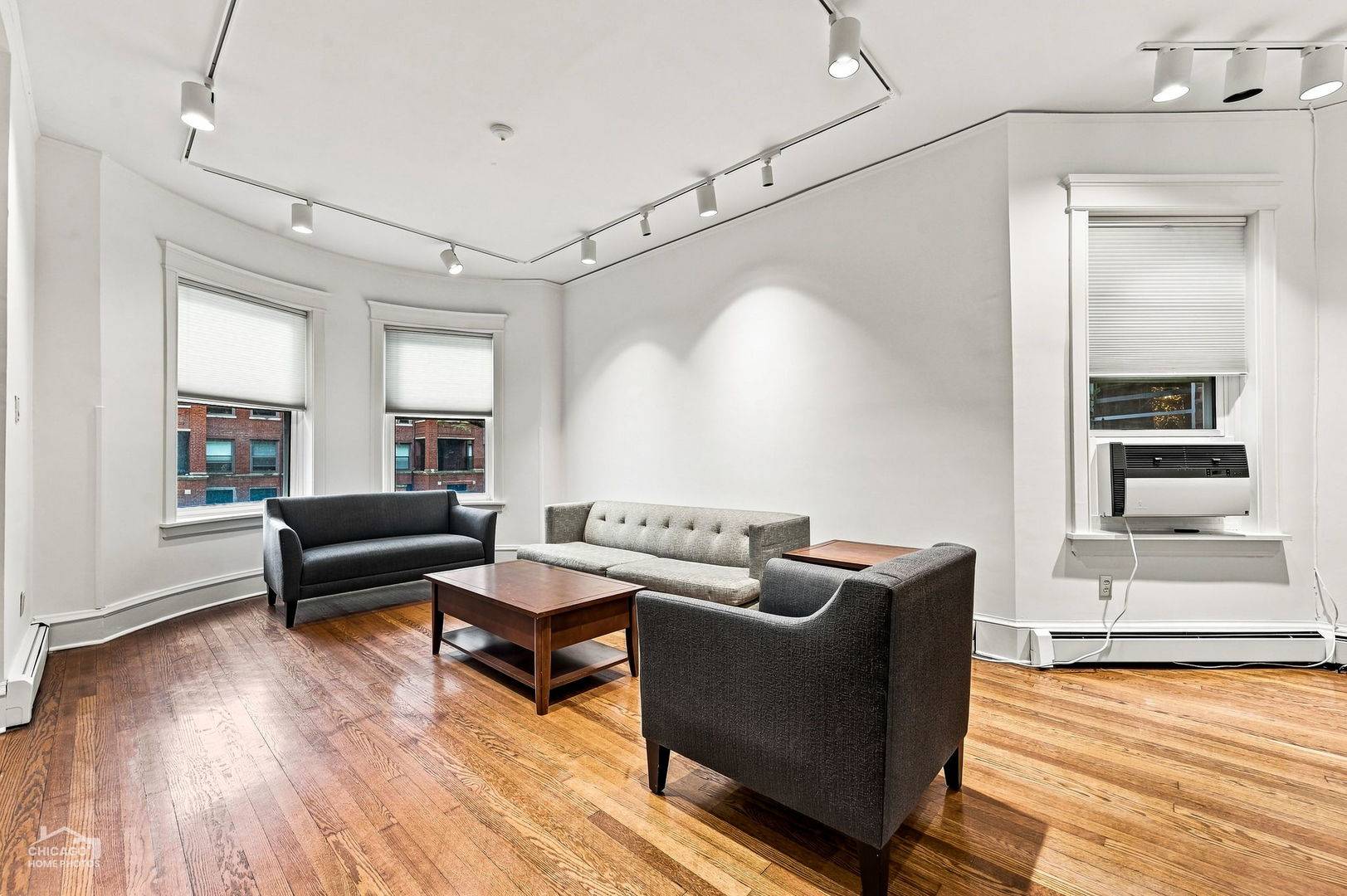 5402 S UNIVERSITY AVE, Chicago, IL 60615