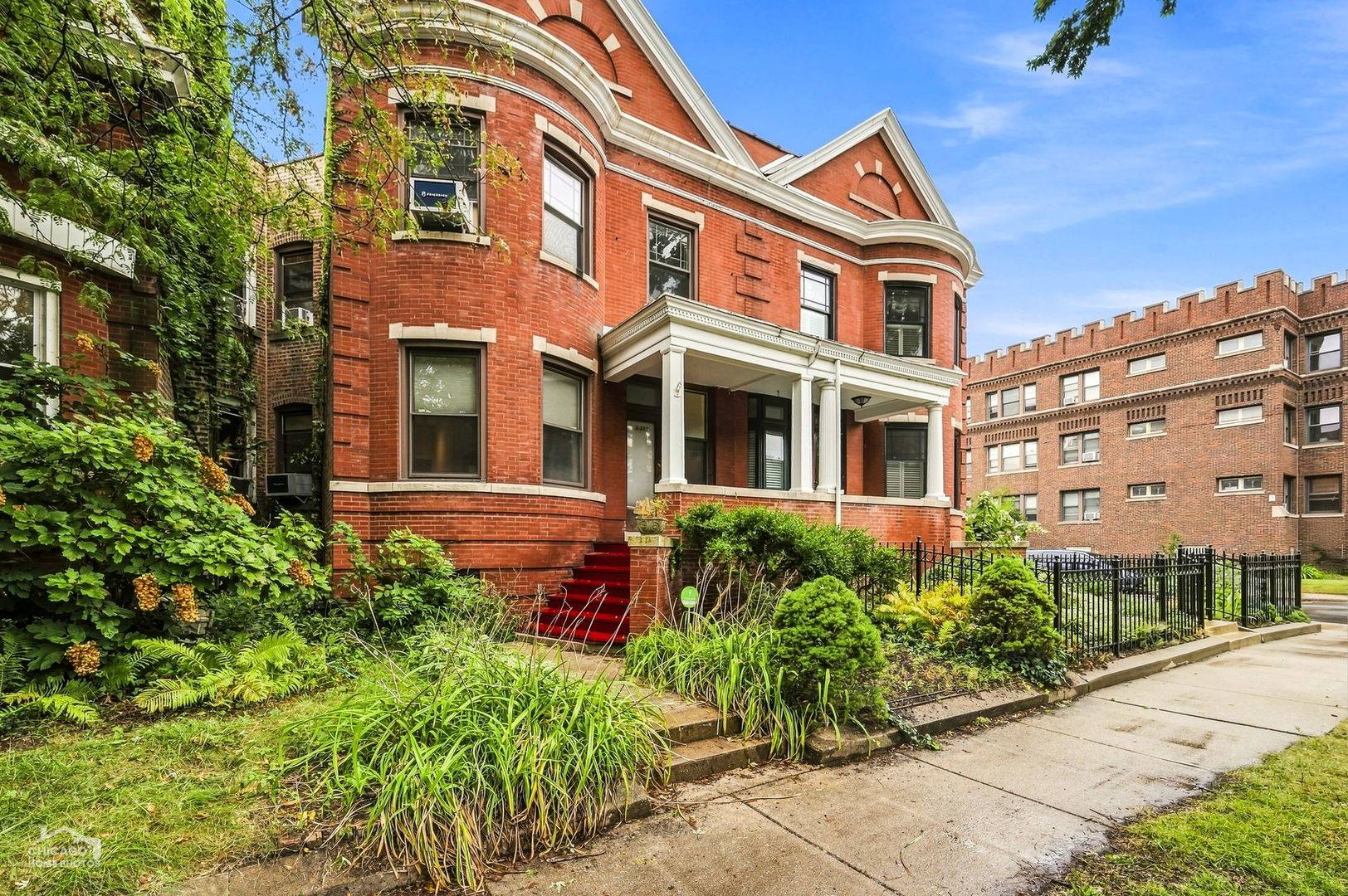 5402 S UNIVERSITY AVE, Chicago, IL 60615