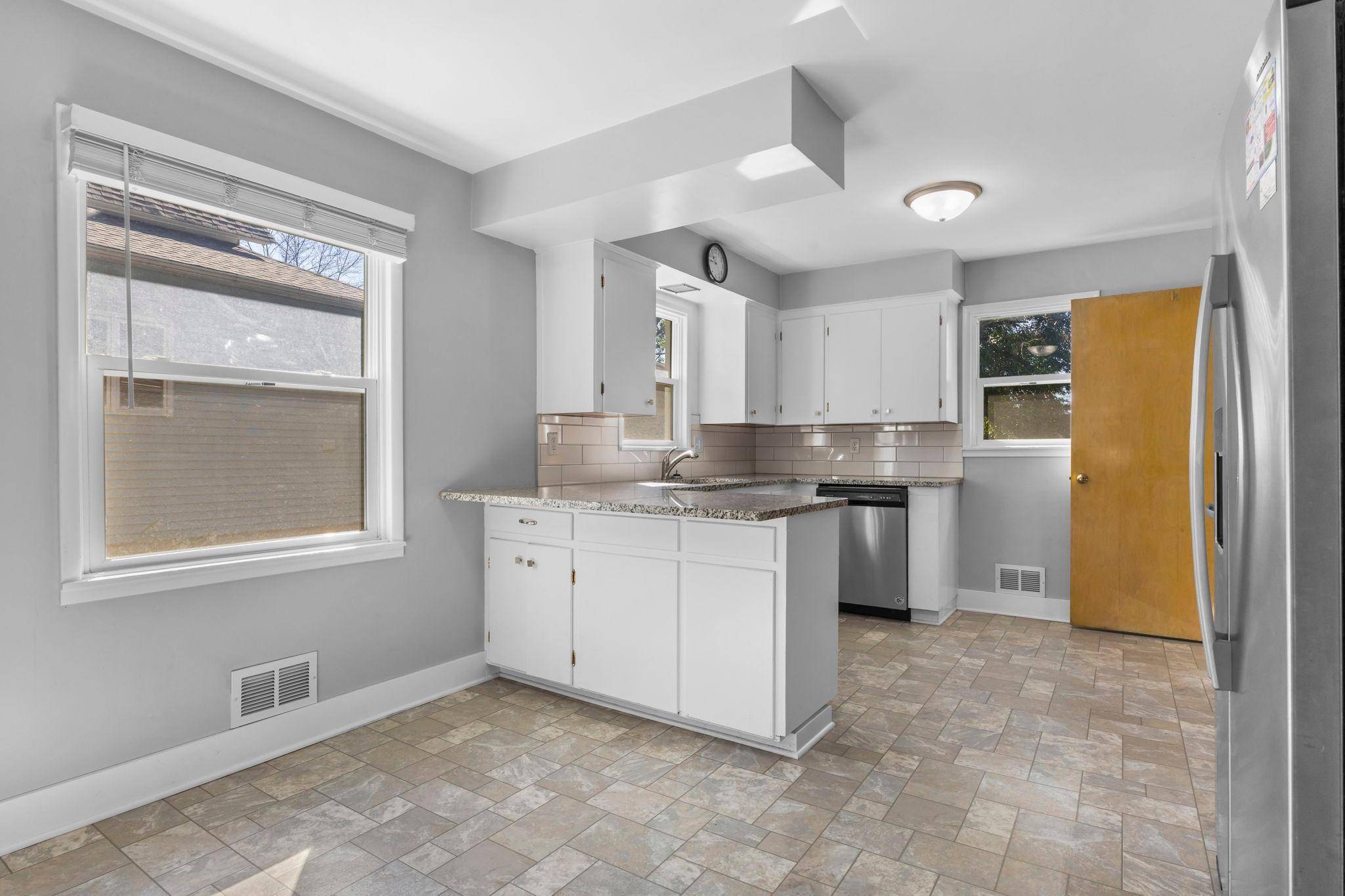 152 Boulevard AVE NE, Montgomery, MN 56069