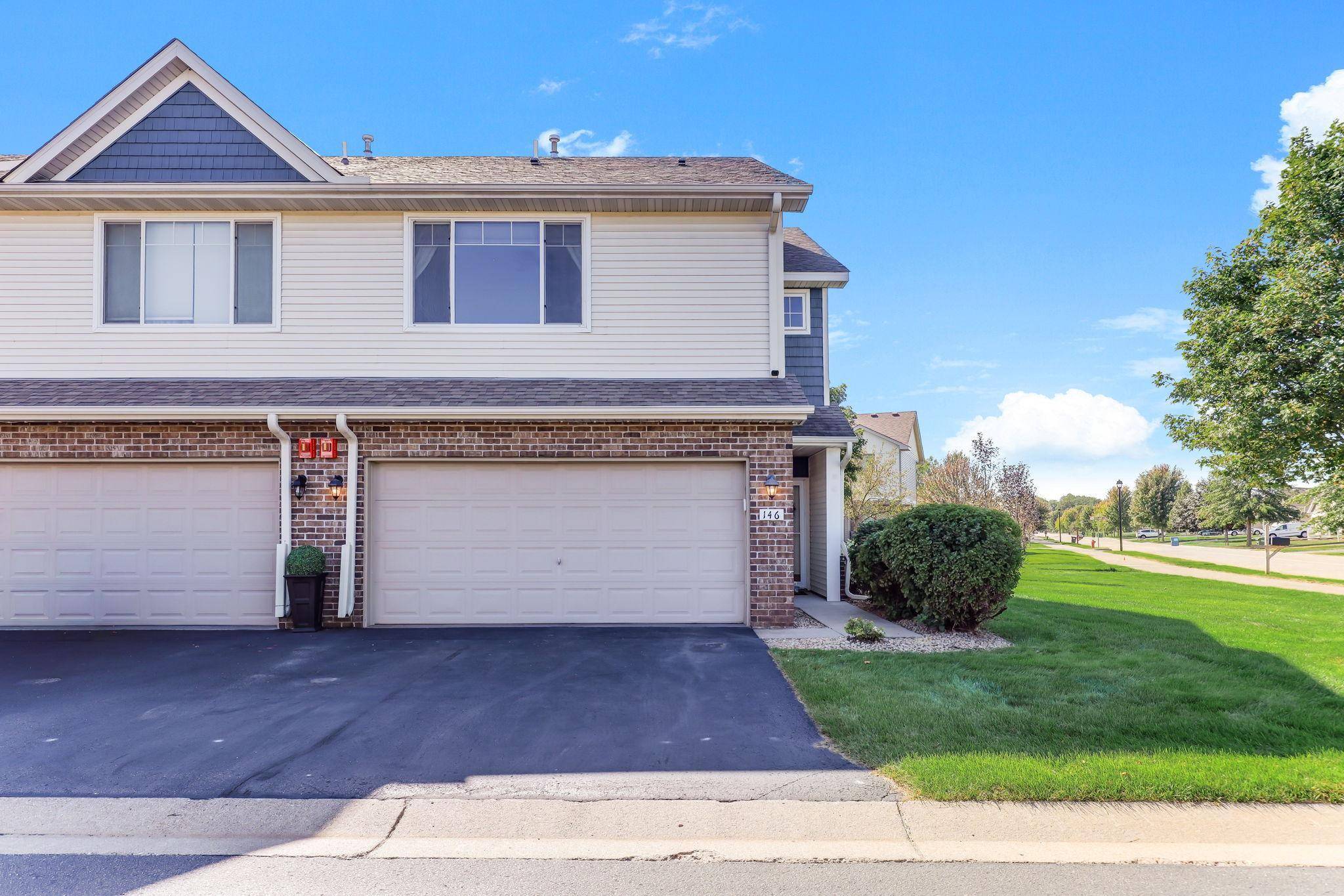 146 Shetland LN, Lino Lakes, MN 55014