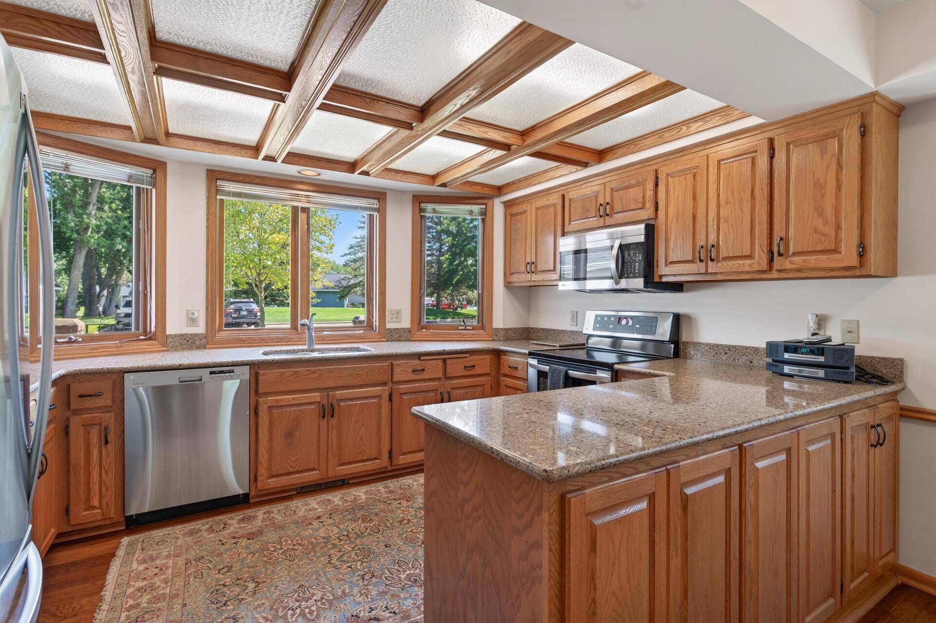 1144 Lois CT, Shoreview, MN 55126