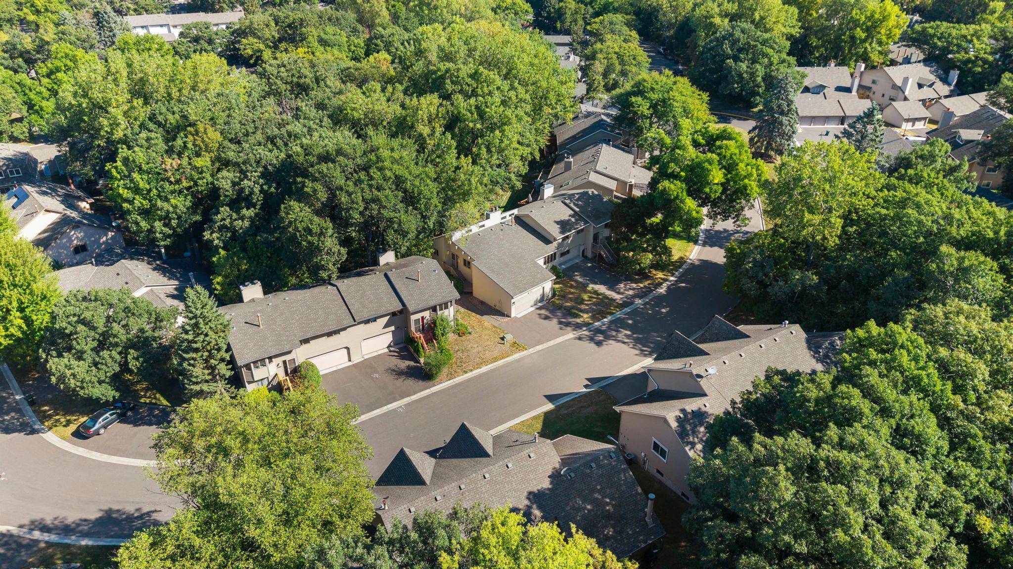 1583 S Bavarian PASS, Fridley, MN 55432