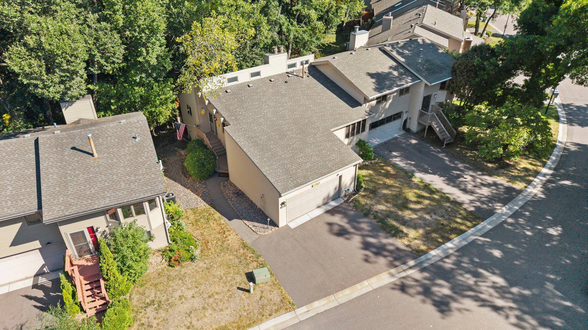 1583 S Bavarian PASS, Fridley, MN 55432