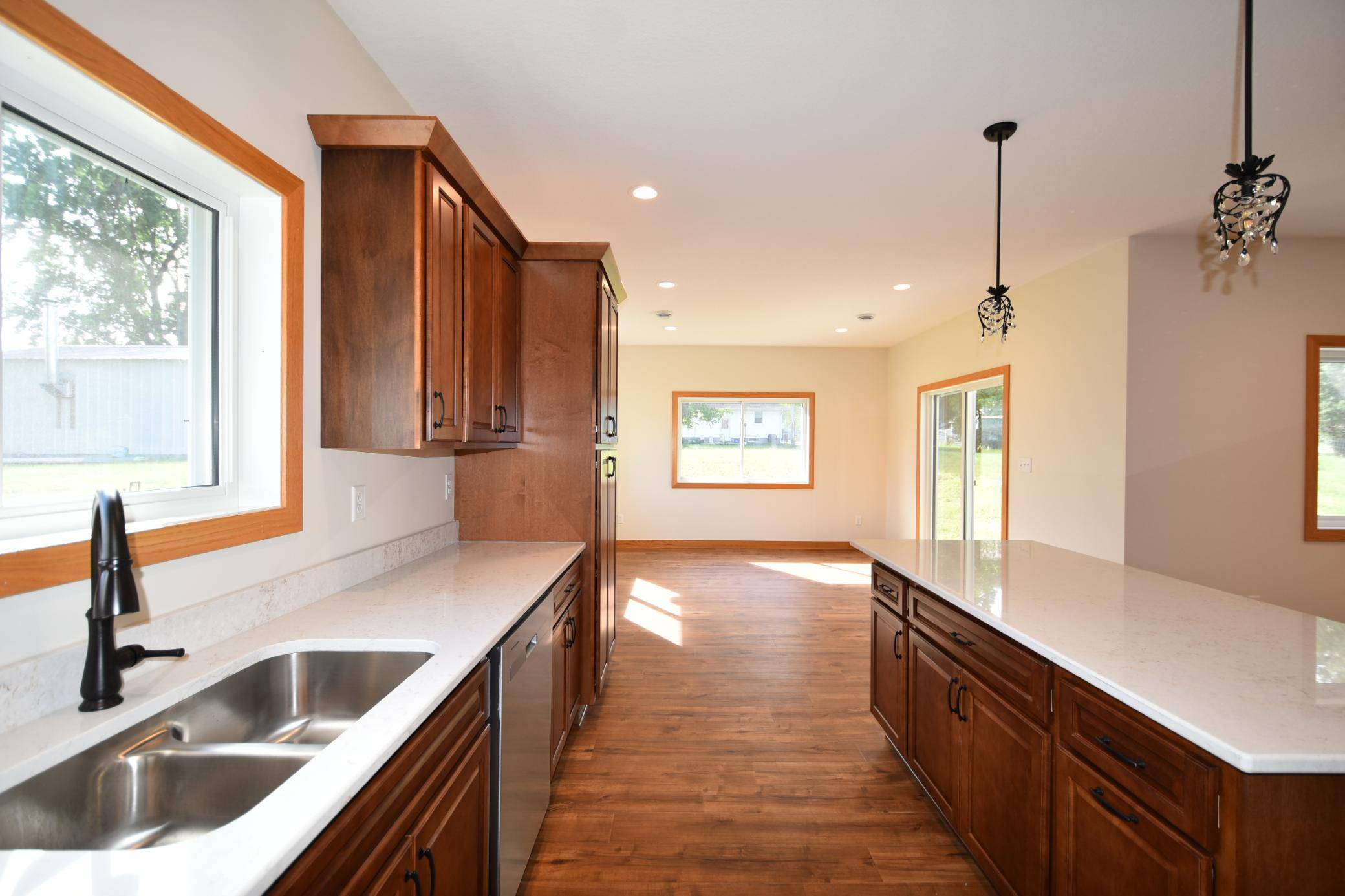 331 5th AVE NE, Mazeppa, MN 55956