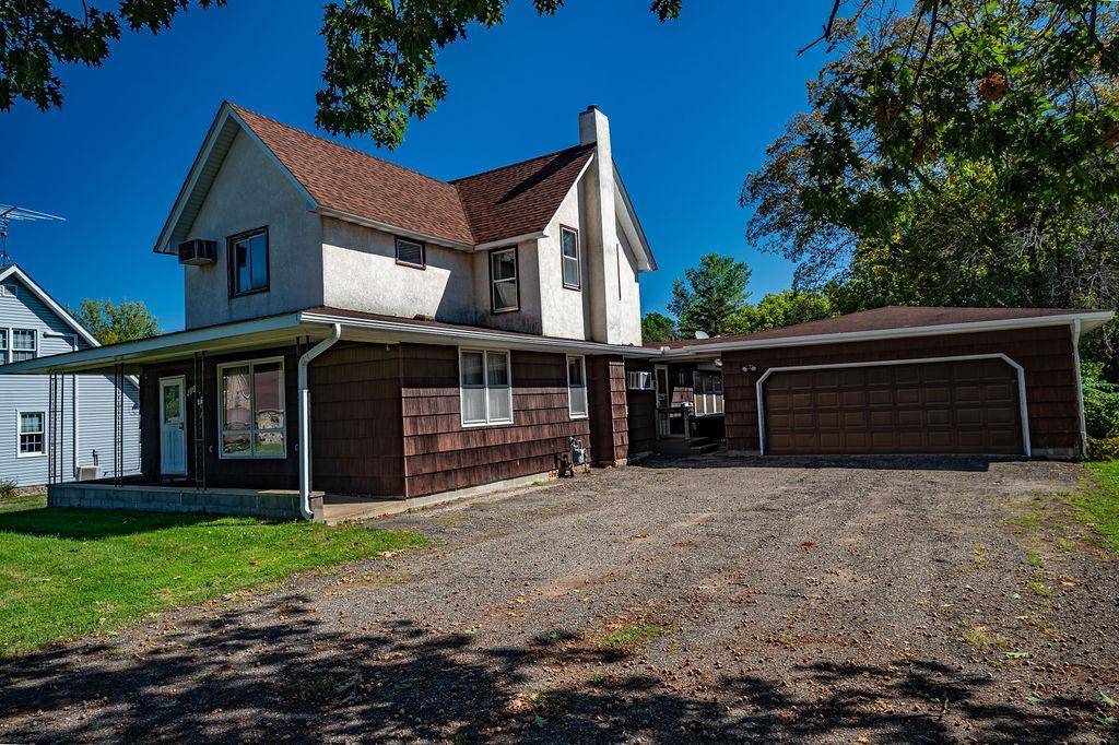 286 S Piety ST, Ellsworth, WI 54011