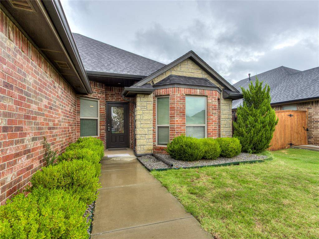 18316 Bridlington DR, Edmond, OK 73012
