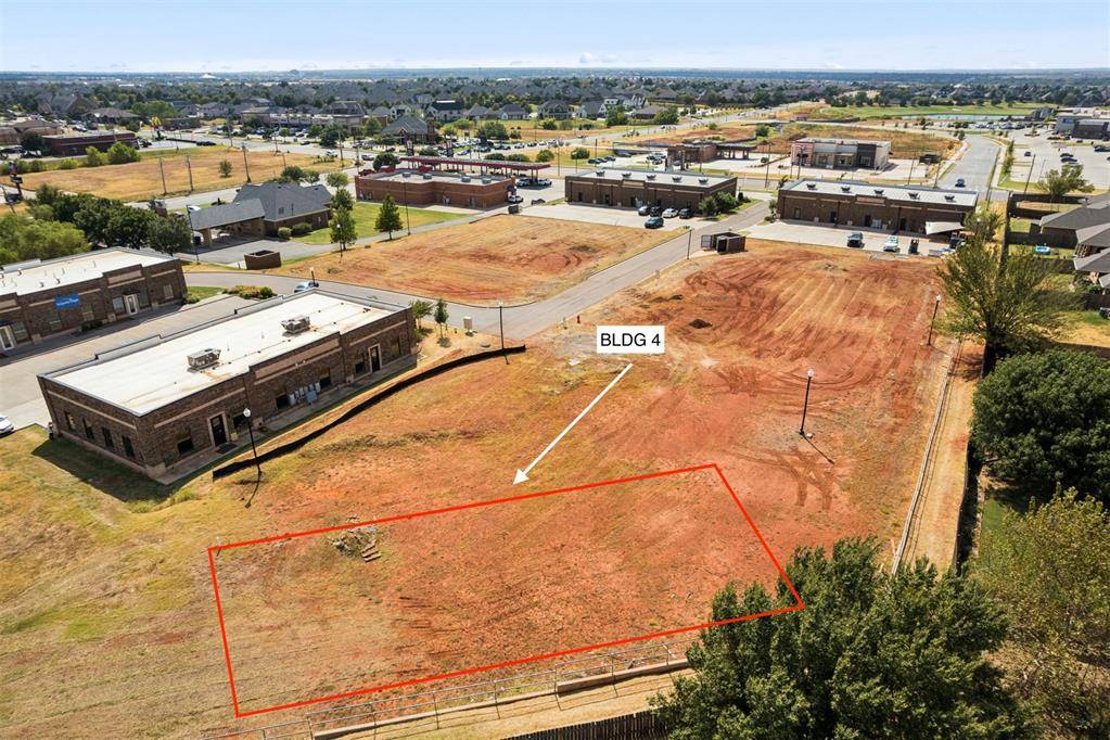 16530 N May AVE #BLDG 4, Edmond, OK 73012