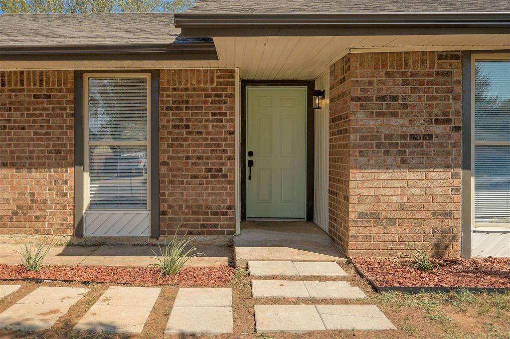 20031 Timberidge RD, Harrah, OK 73045