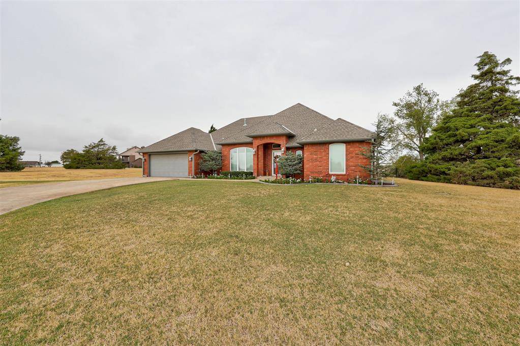 5009 Morgan Rd NE, Piedmont, OK 73078