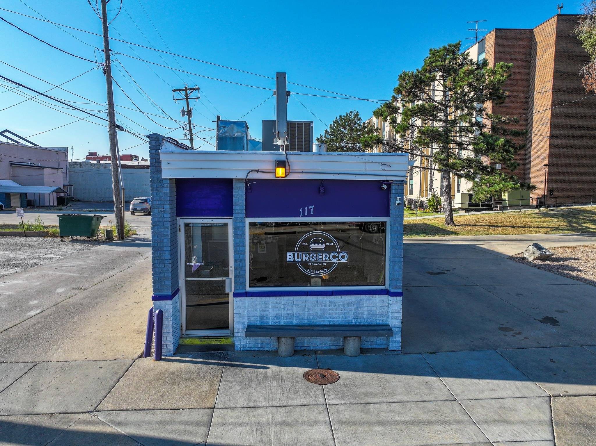 117 W 2nd Ave, El Dorado, KS 67042