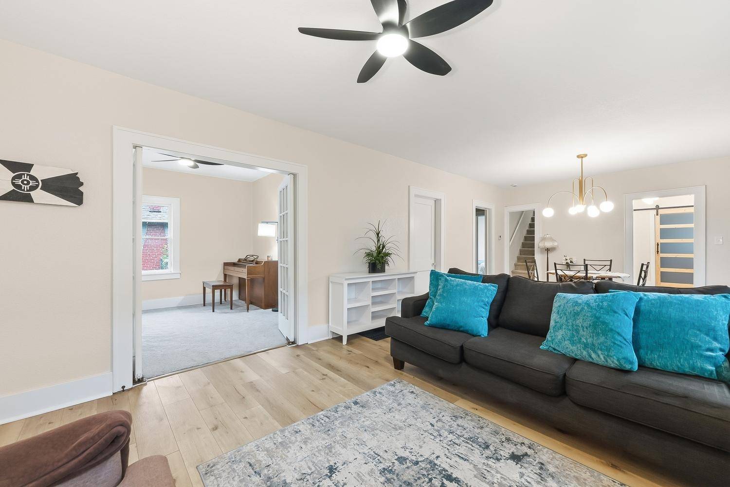 240 S Holyoke, Wichita, KS 67218-1124