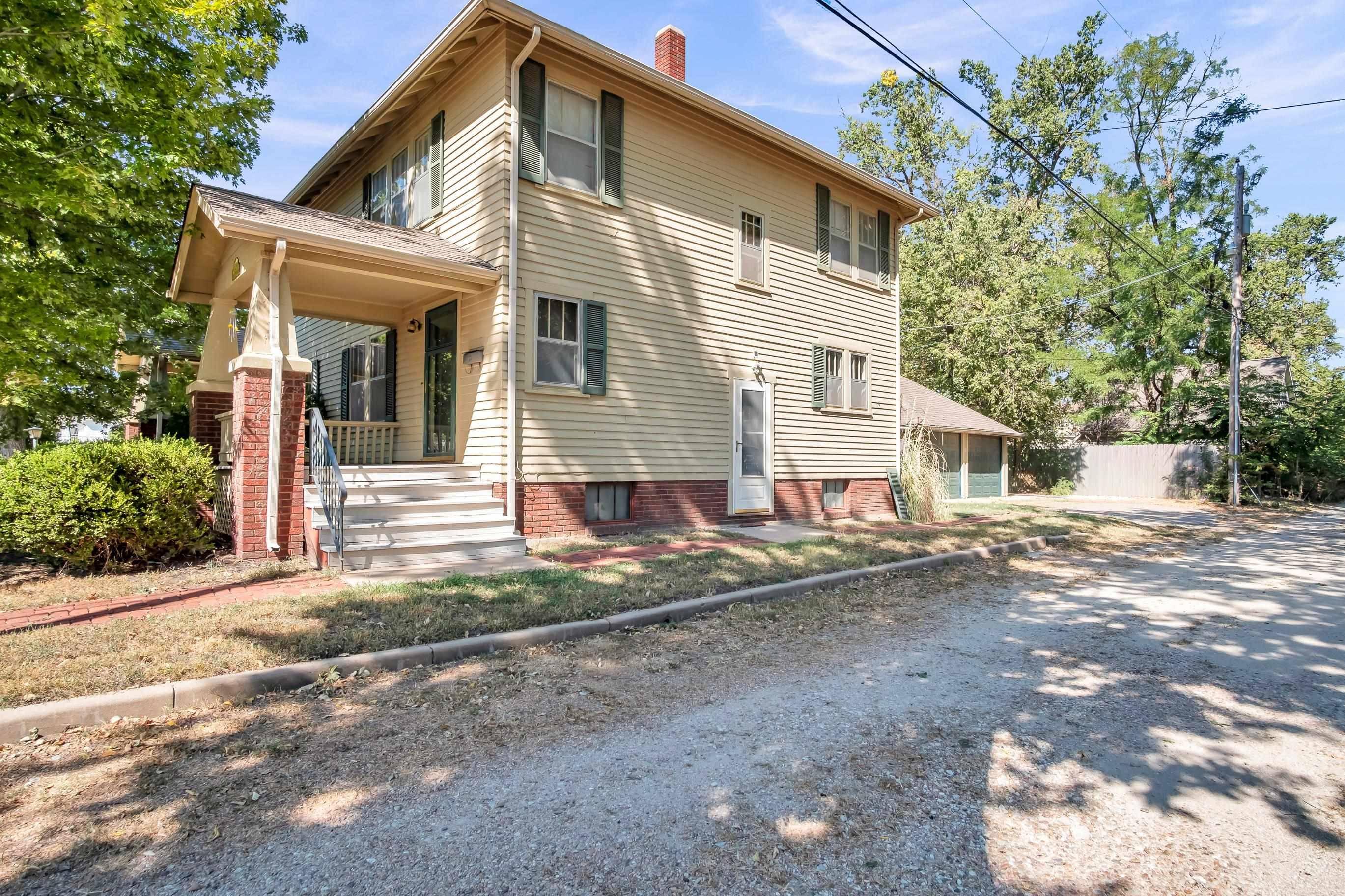 316 N Pine St, Newton, KS 67114