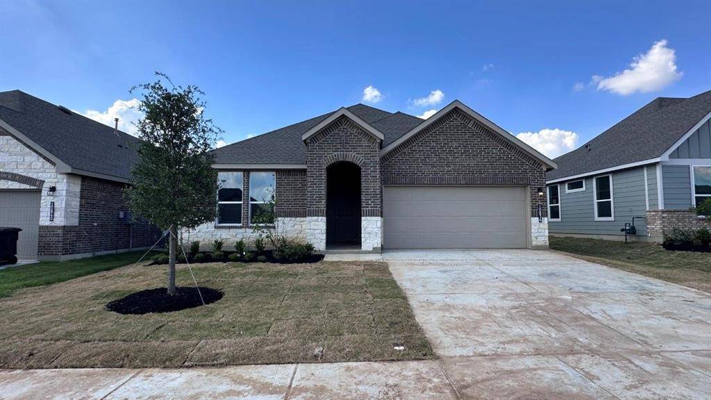 10836 BLOODSTONE Drive, Fort Worth, TX 76036