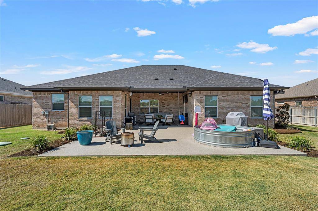 129 Dana Point Drive, Lorena, TX 76655
