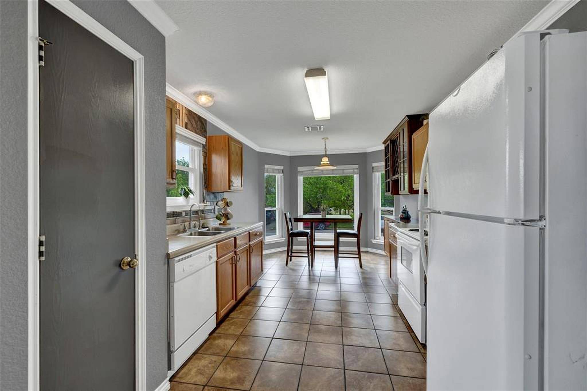 1124 Lago Vista ST, San Marcos, TX 78666