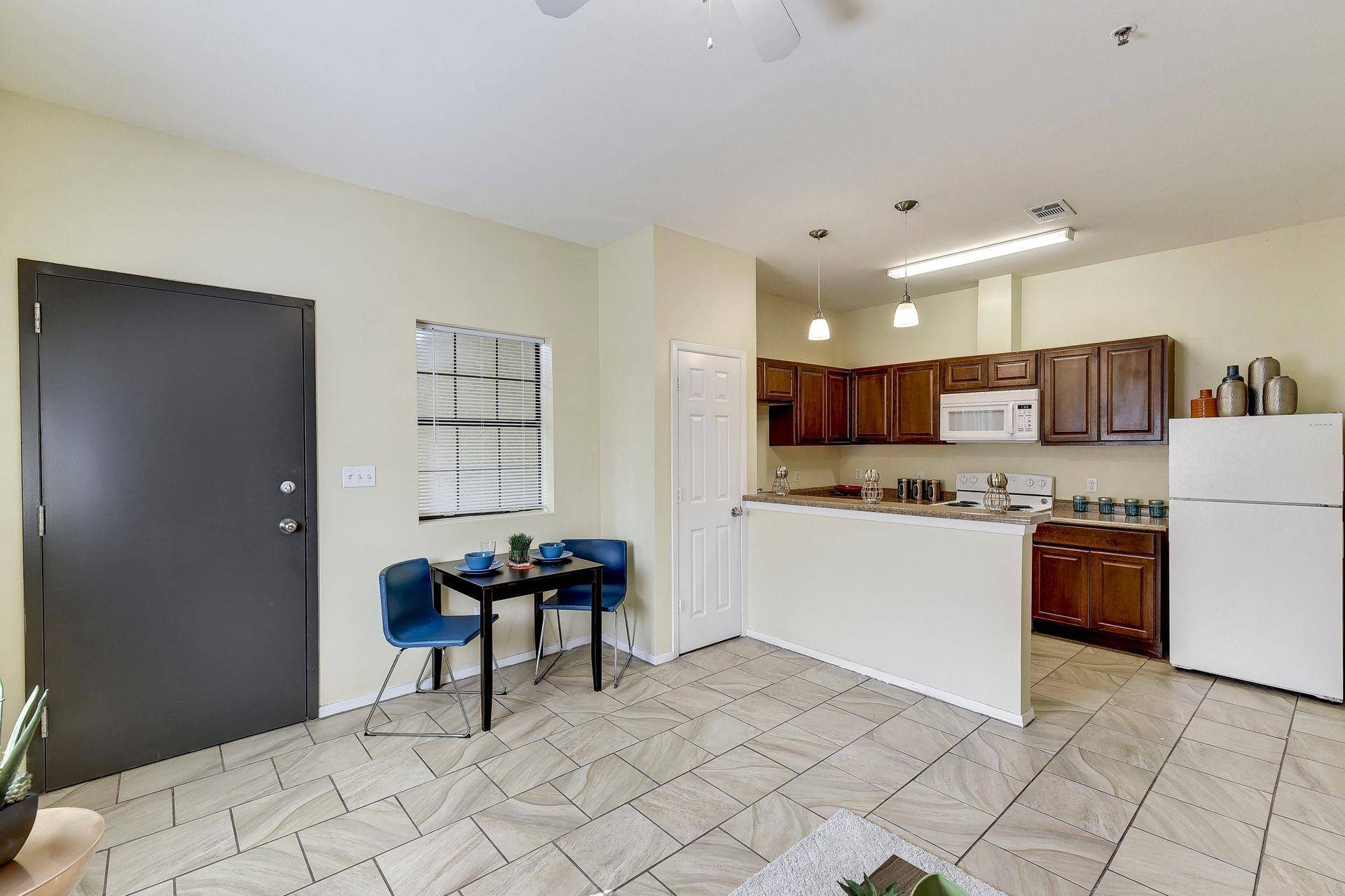 420 N Pleasant Valley RD #205, Austin, TX 78702