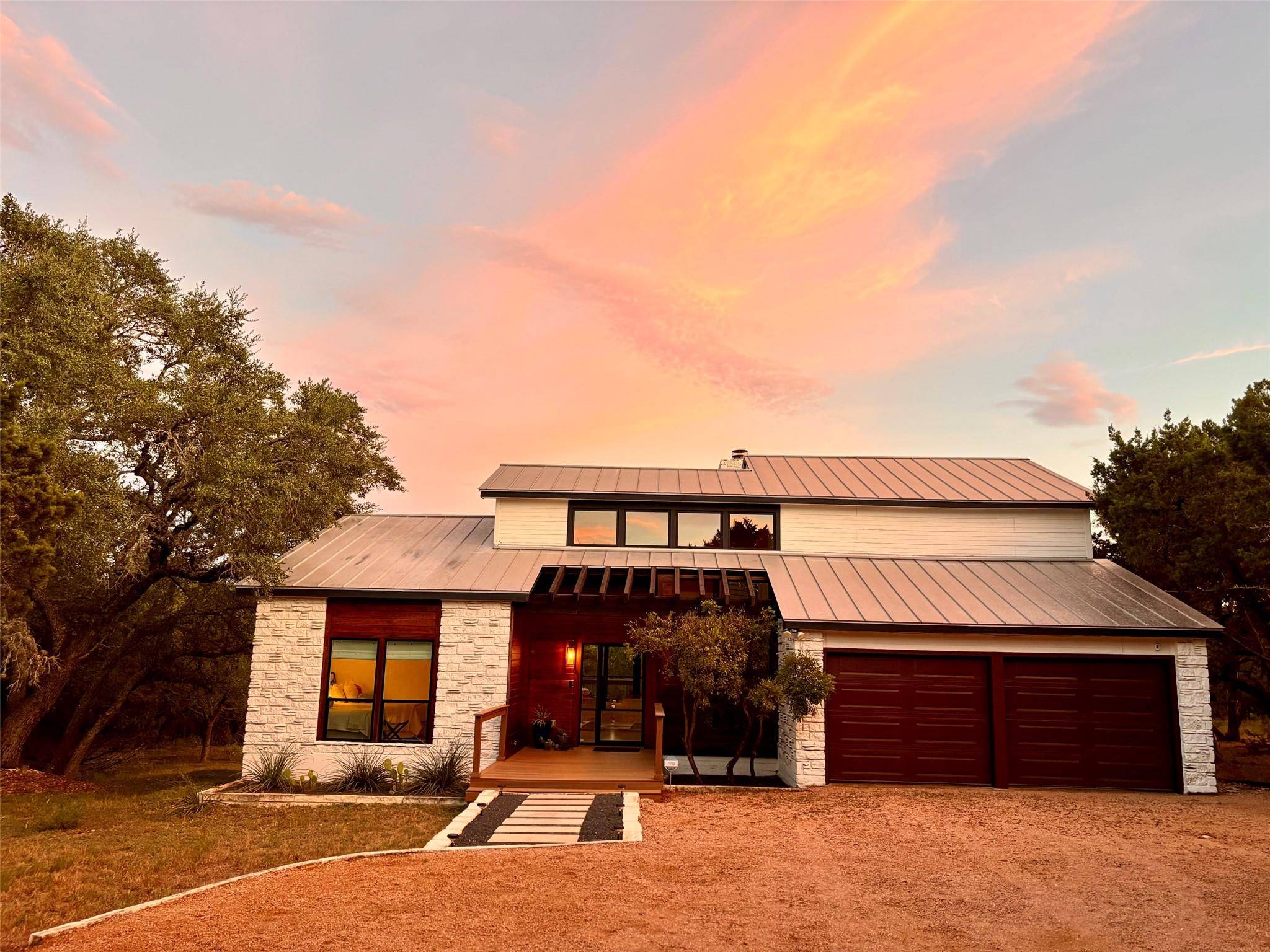 109 Freedom DR, Wimberley, TX 78676