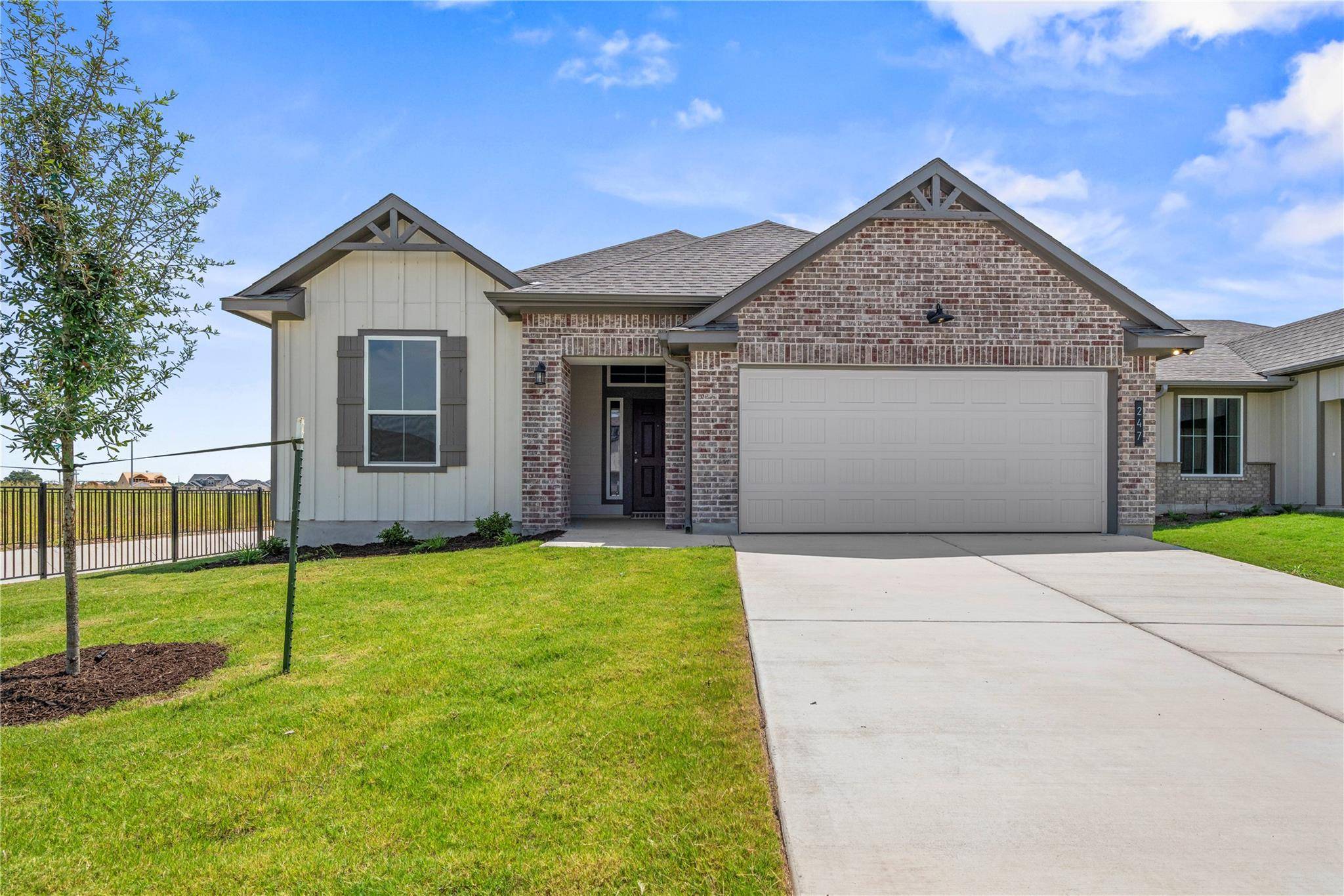 247 Gus LOOP, Georgetown, TX 78626