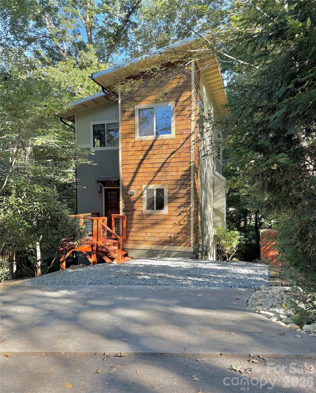 59 Morningside DR, Asheville, NC 28806
