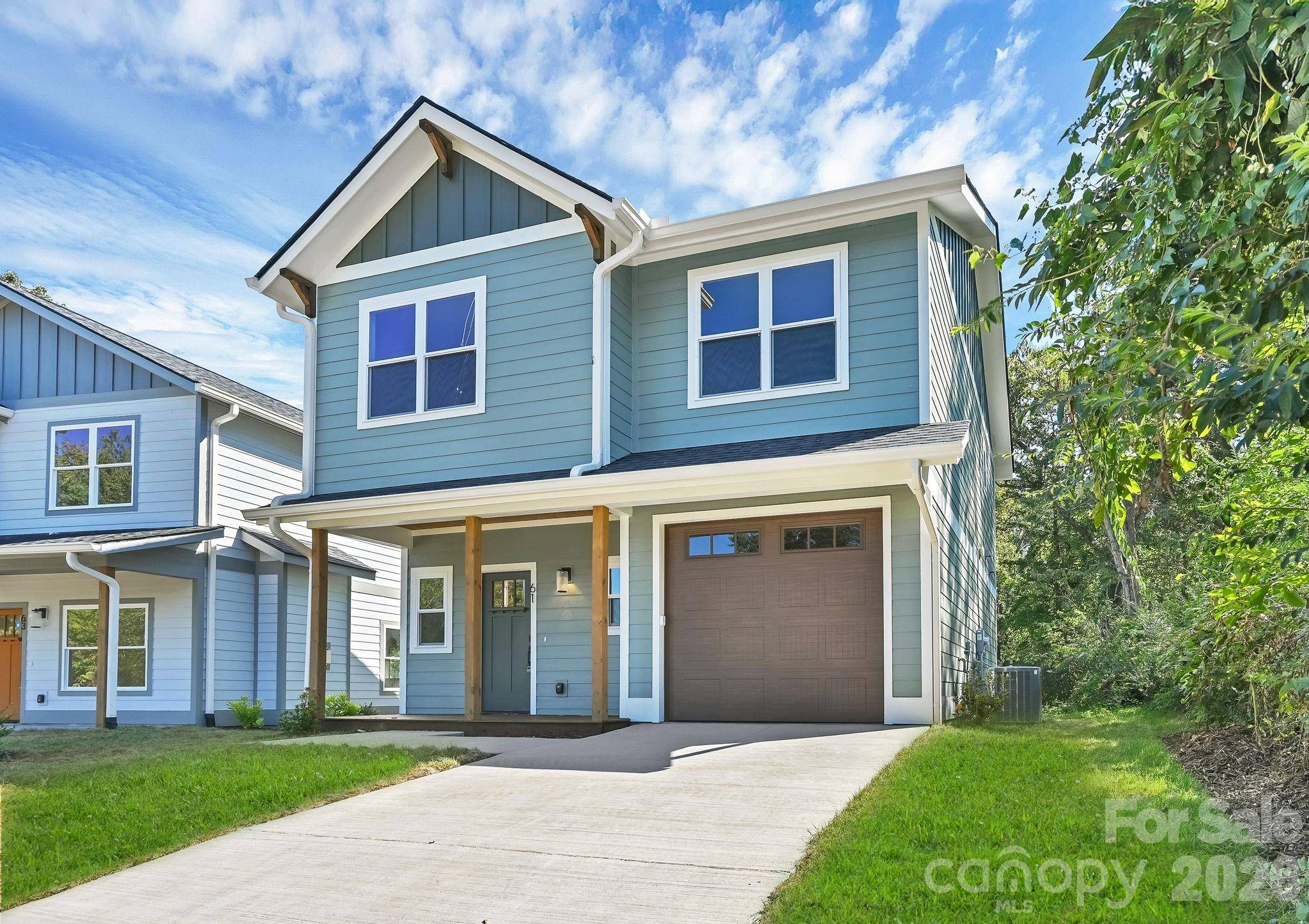 61 First ST, Asheville, NC 28803