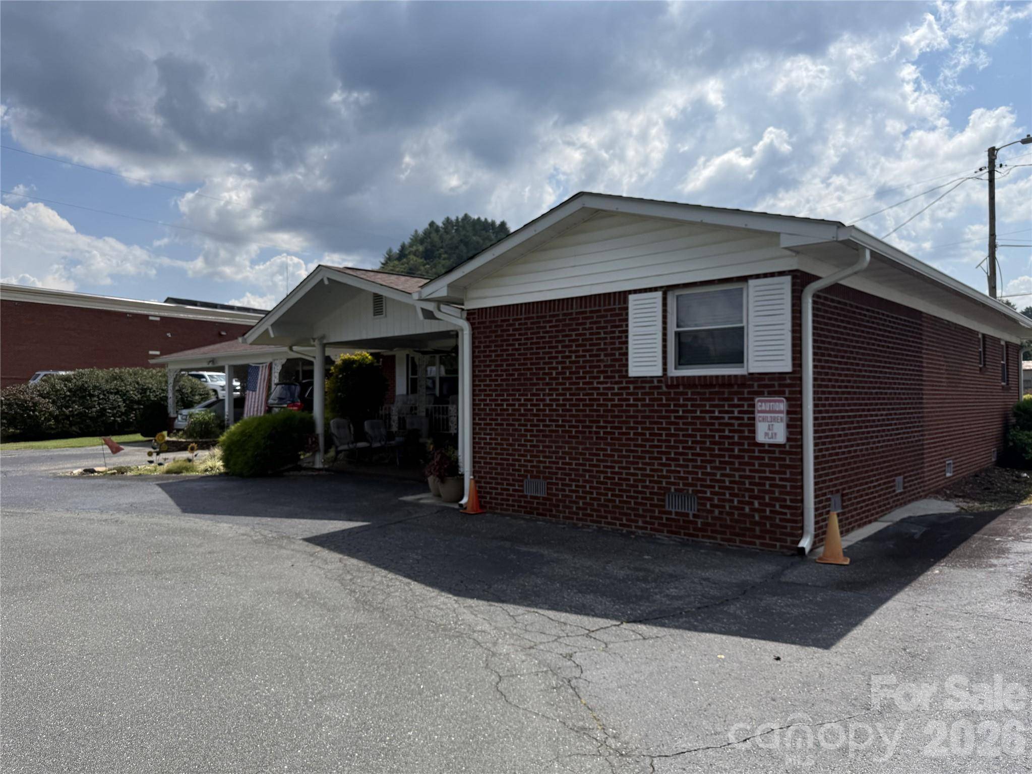 251 Rodney Orr BYP, Robbinsville, NC 28771
