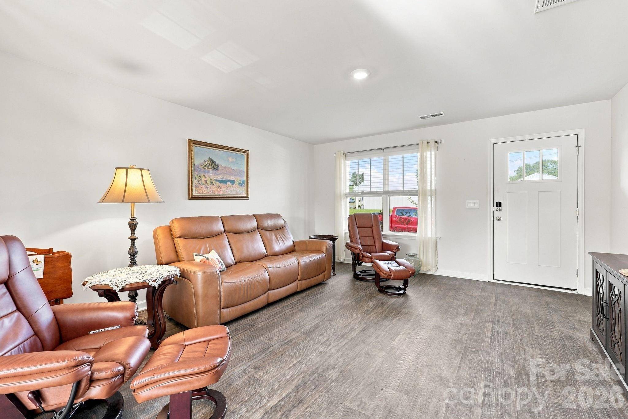 16 Madelyn DR, Clyde, NC 28721