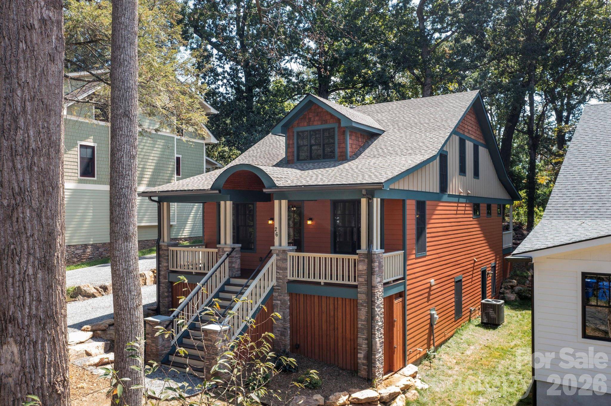 26 Grindstaff DR, Asheville, NC 28803
