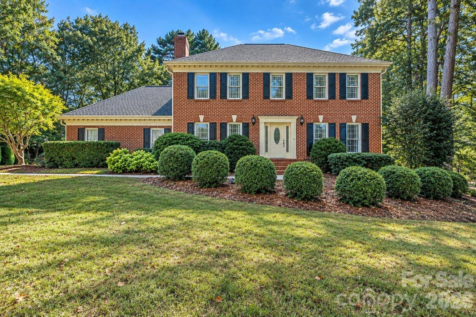 591 19th Avenue LN NW, Hickory, NC 28601