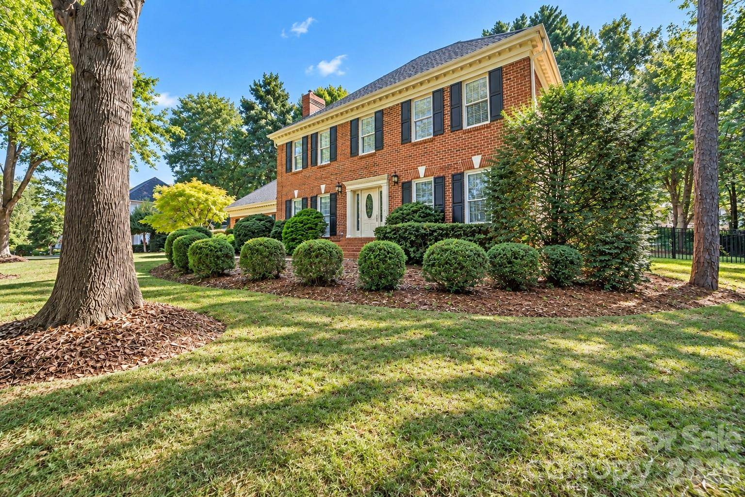591 19th Avenue LN NW, Hickory, NC 28601