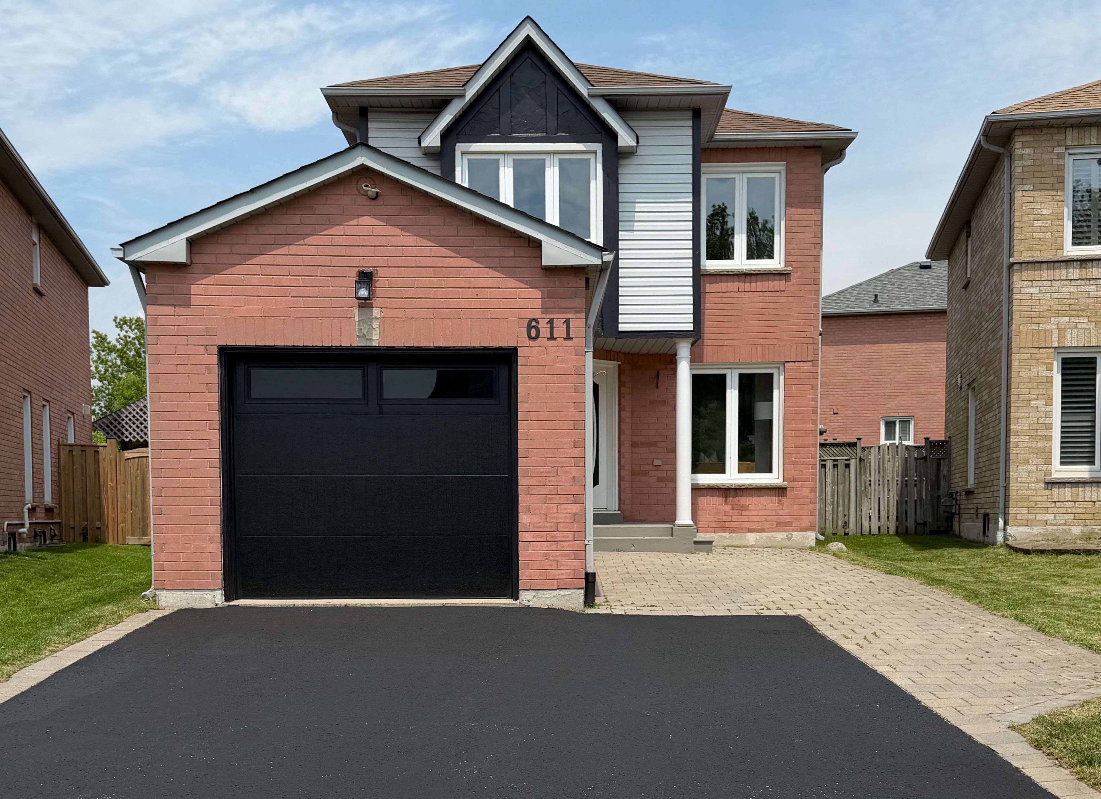 611 Atwood CRES, Pickering, ON L1W 3W7