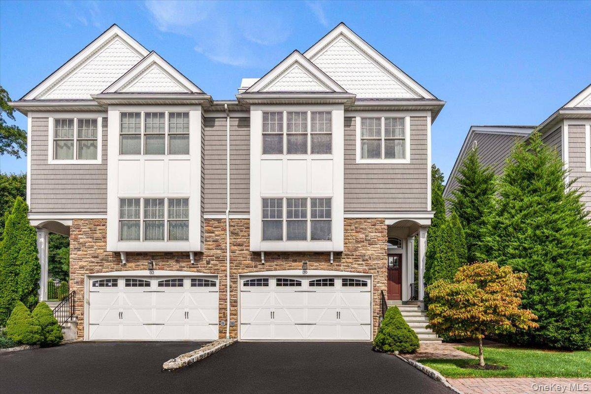 30 Hidden Ridge CT, Scarsdale, NY 10583