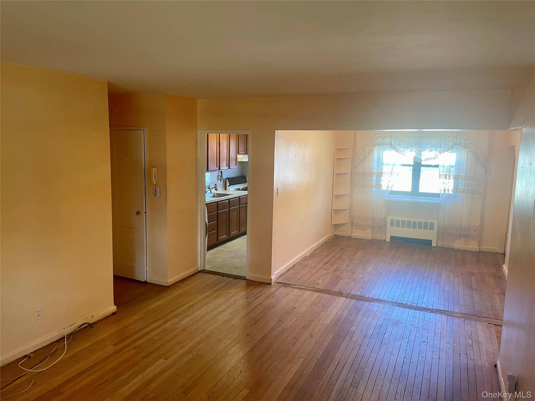 90-25 Shore Pkwy #91, Howard Beach, NY 11414