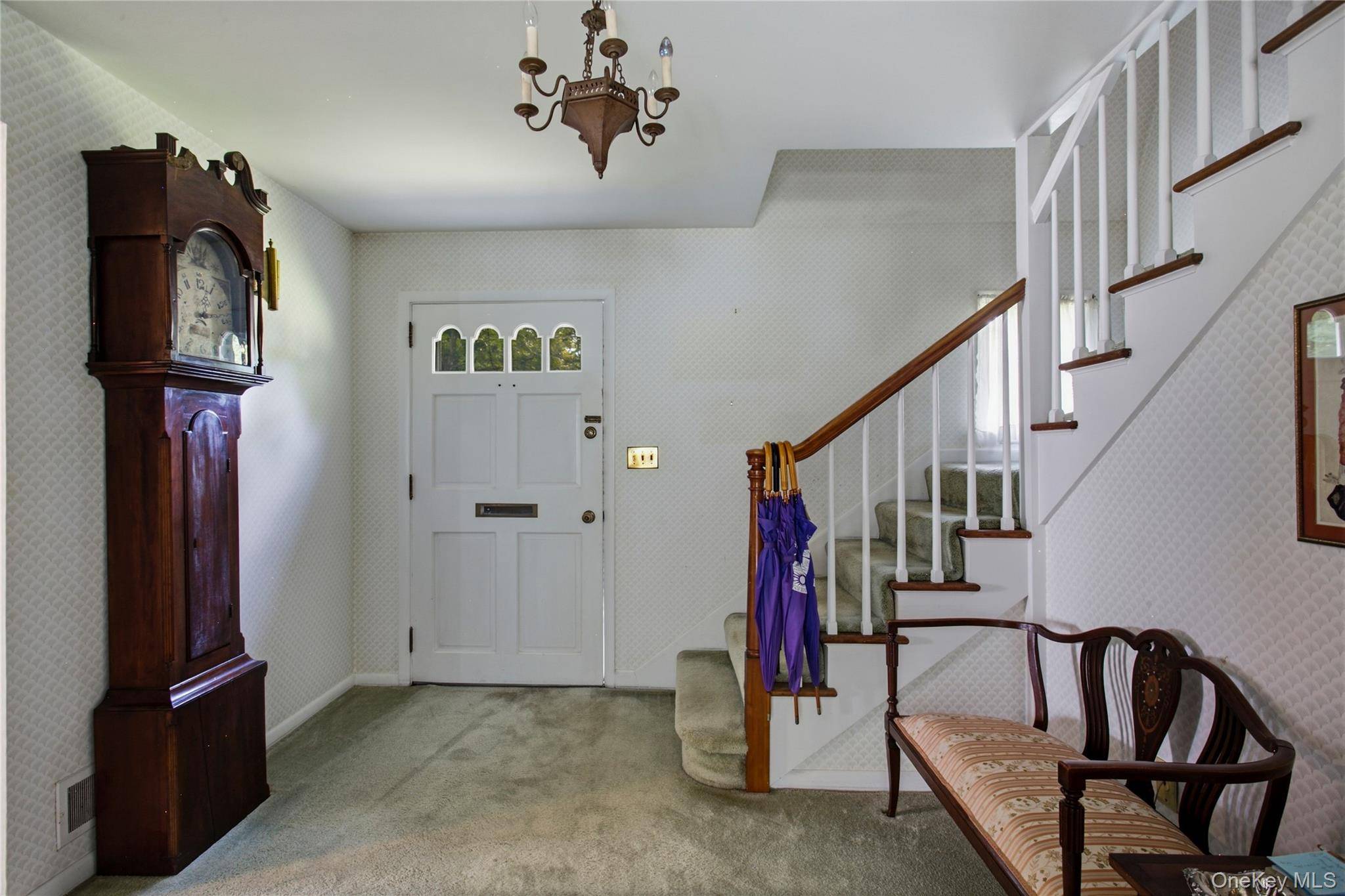 1 Grandview CIR, Pleasantville, NY 10570