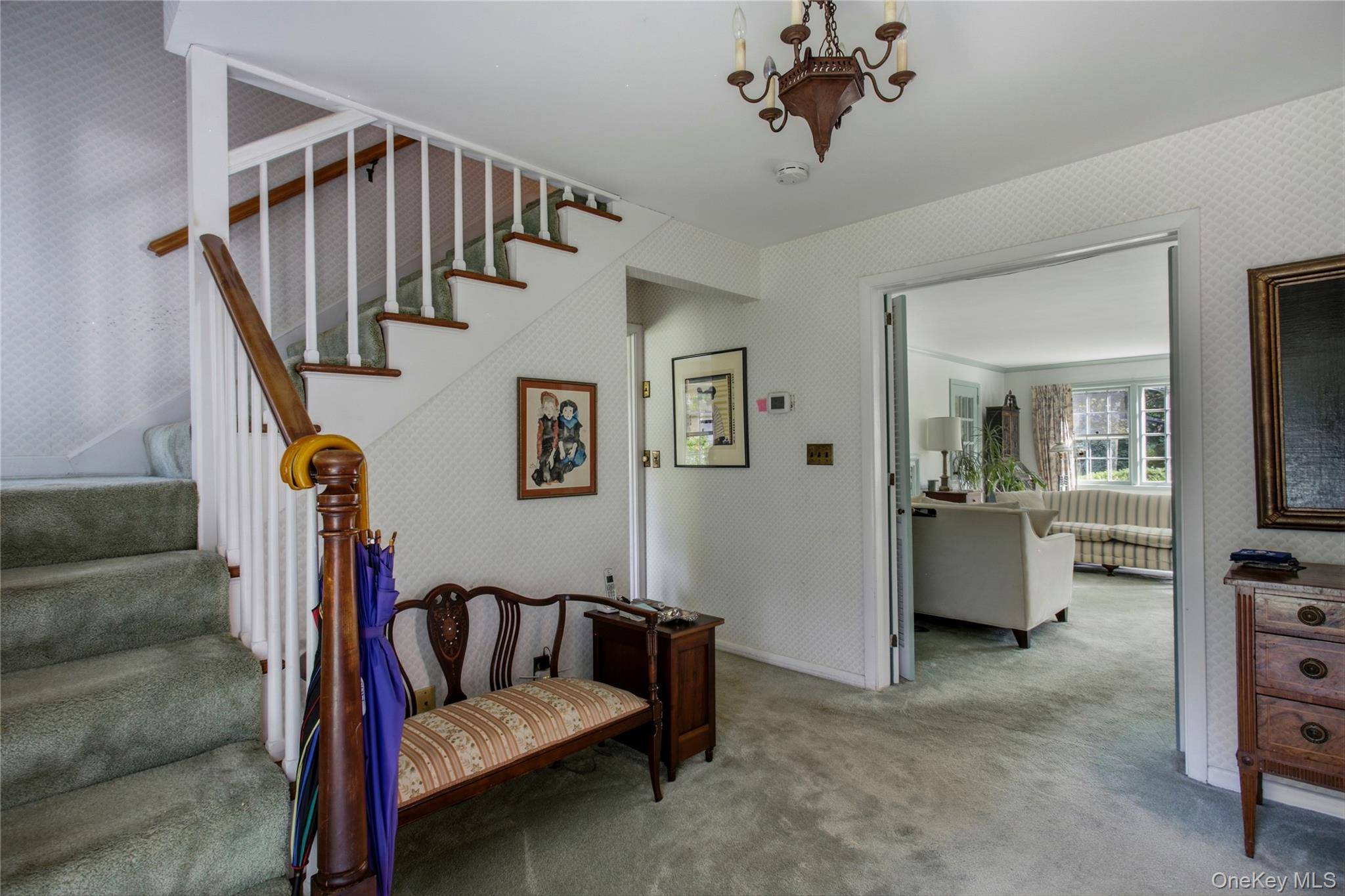 1 Grandview CIR, Pleasantville, NY 10570